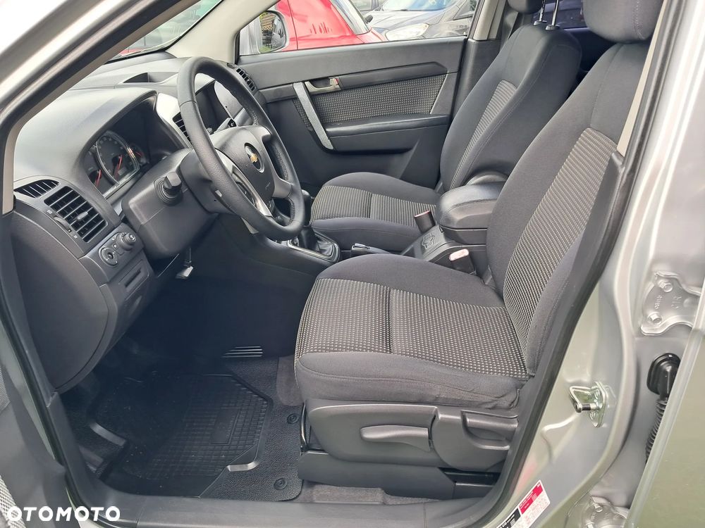 Chevrolet Captiva 2.4 2WD 5 Sitzer LS - 13