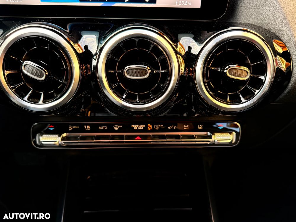 Mercedes-Benz GLA 250 e 8G-DCT Special Edition - 20