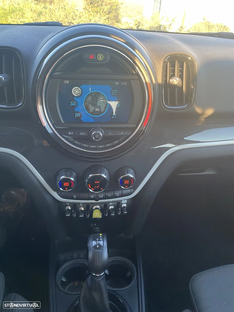 MINI Countryman Cooper ALL4 Auto - 13