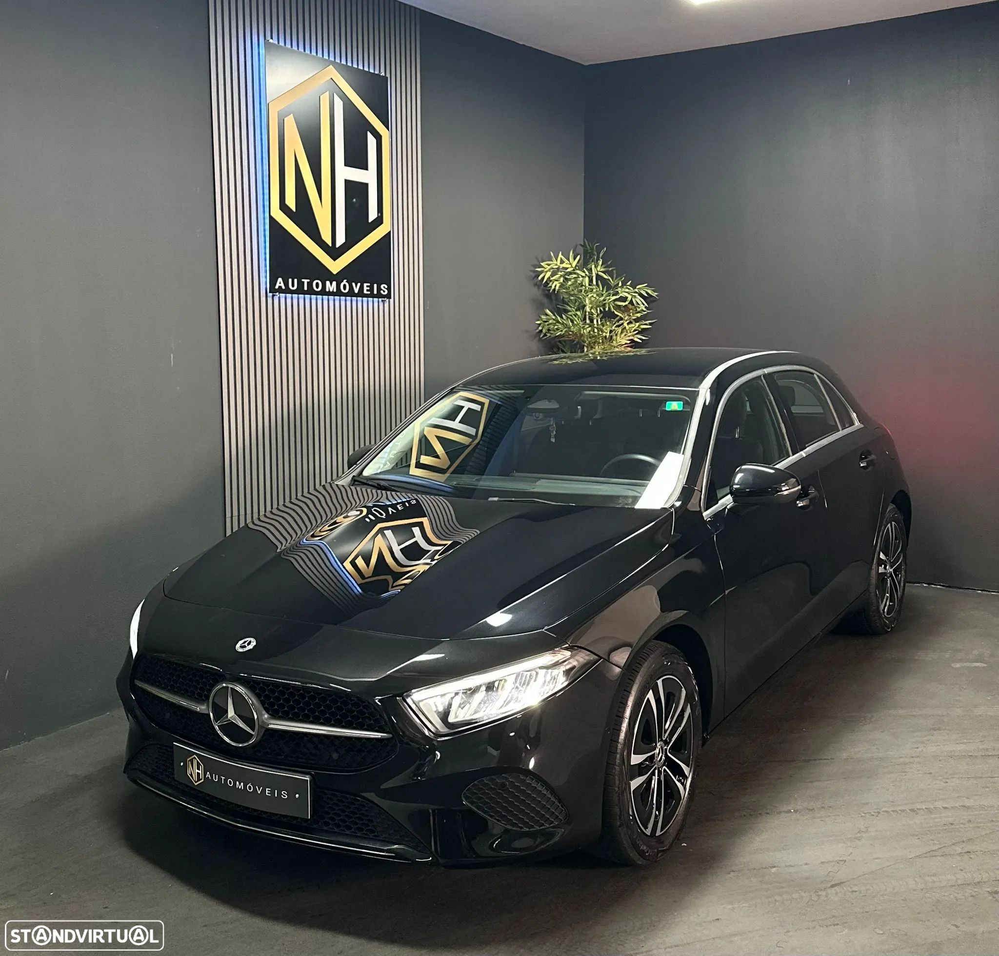 Mercedes-Benz A 250 e Style Plus - 1