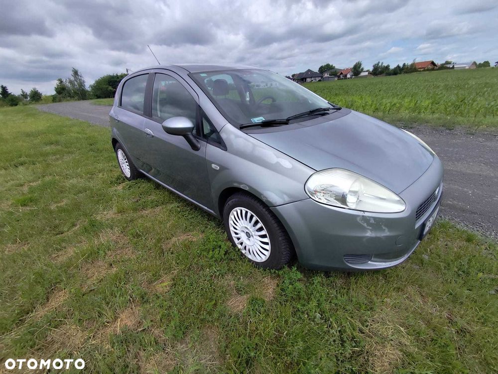 Fiat Grande Punto - 2
