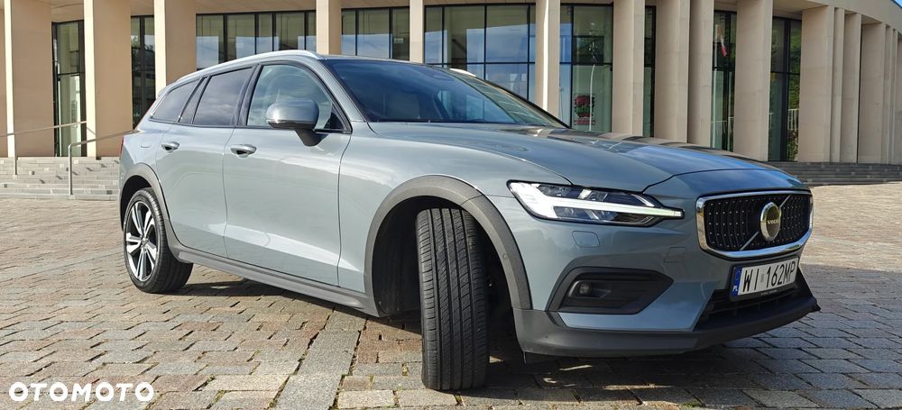 Volvo V60 Cross Country D4 AWD - 10