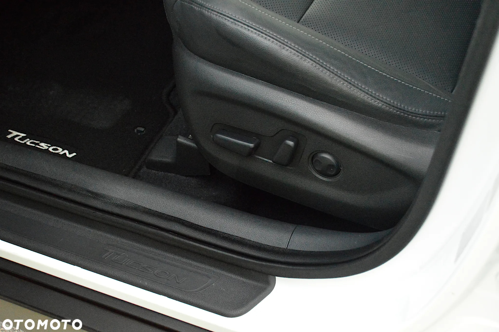 Hyundai Tucson 1.6 T-GDi Premium 4WD DCT - 14