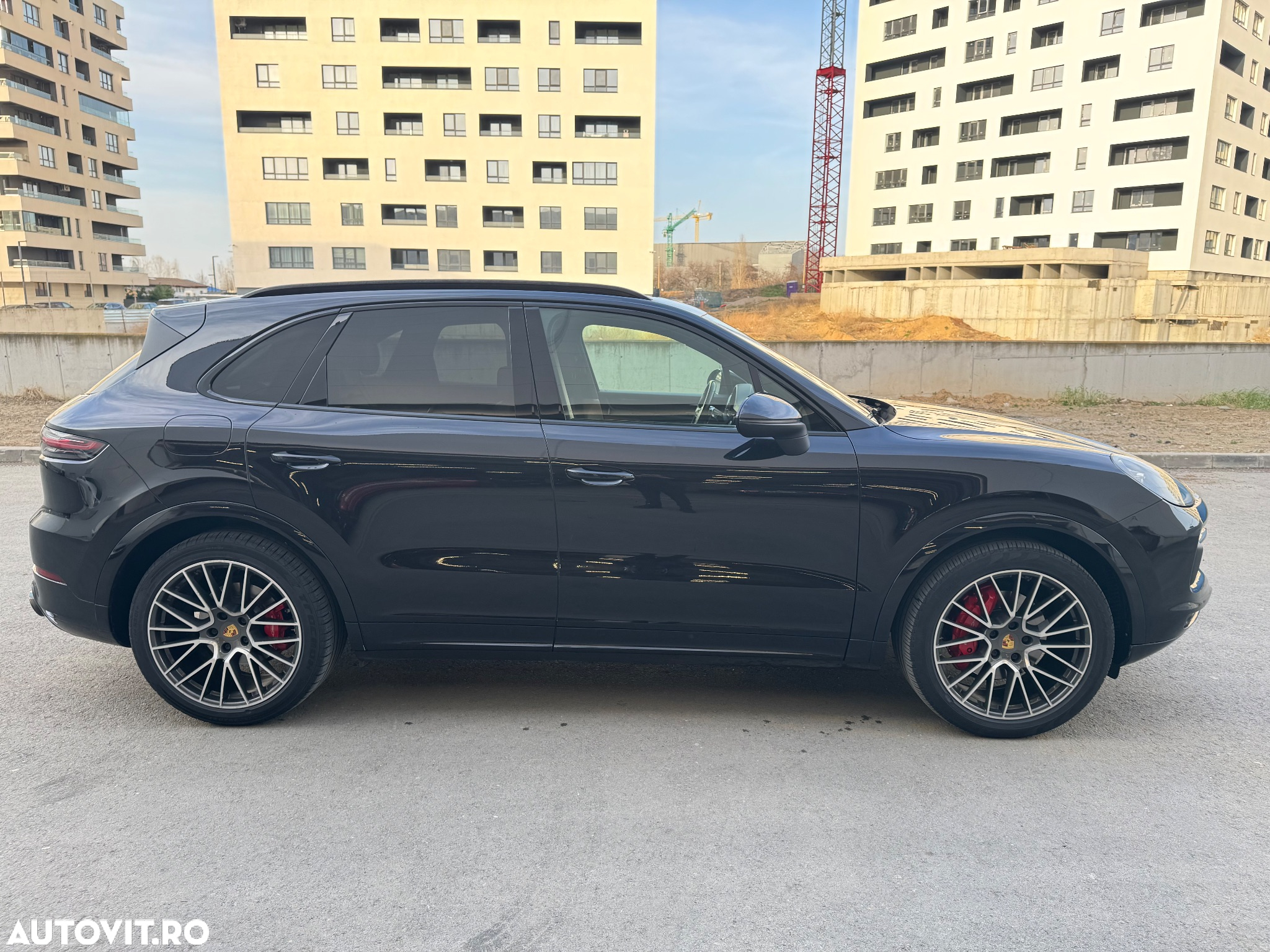 Porsche Cayenne - 12