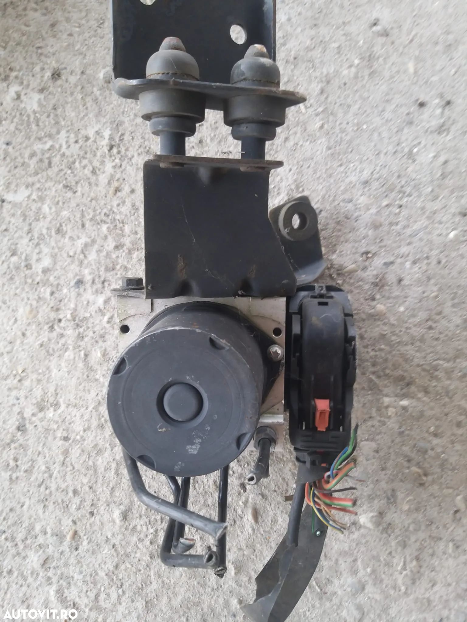 Pompa ABS cod: 6Q0907379AA pentru Volkswagen Polo 9N 1.4 - 1