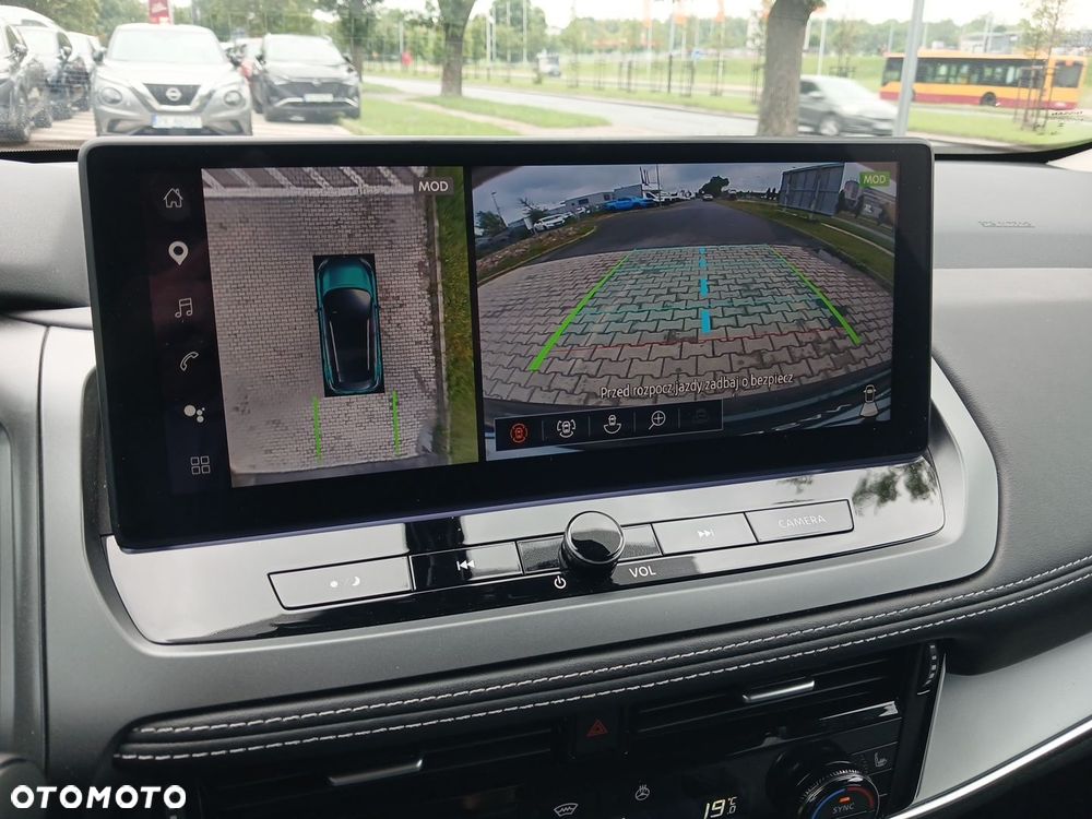 Nissan Qashqai 1.3 DIG-T MHEV N-Connecta Xtronic - 23