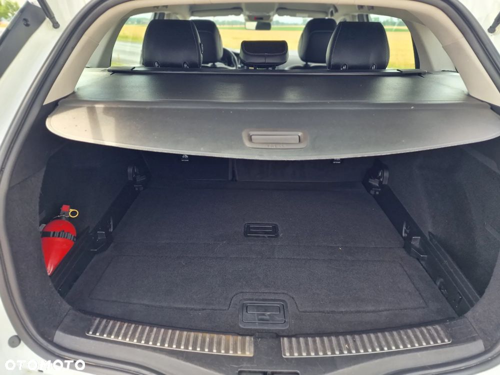 Renault Megane 1.5 dCi Bose EDC - 25