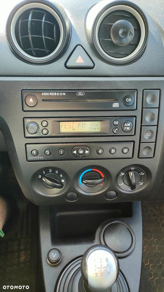 Ford Fiesta - 13
