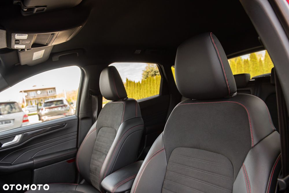 Ford Kuga 2.5 Duratec FHEV ST-LINE X - 18