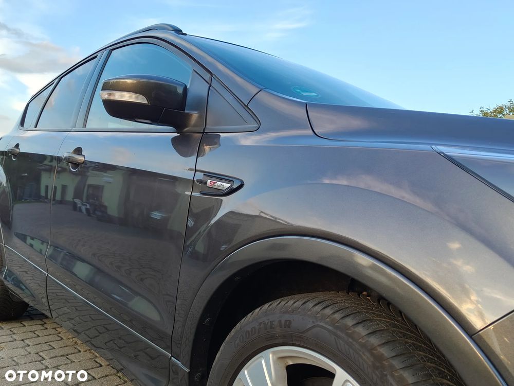 Ford Kuga 1.5 EcoBoost 2x4 ST-Line - 7