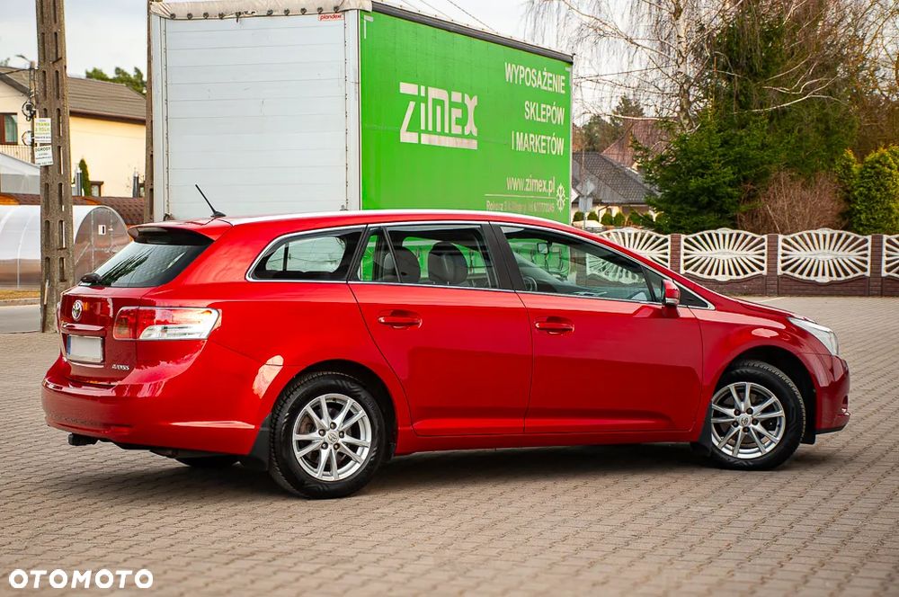 Toyota Avensis 1.8 Sol MS - 17