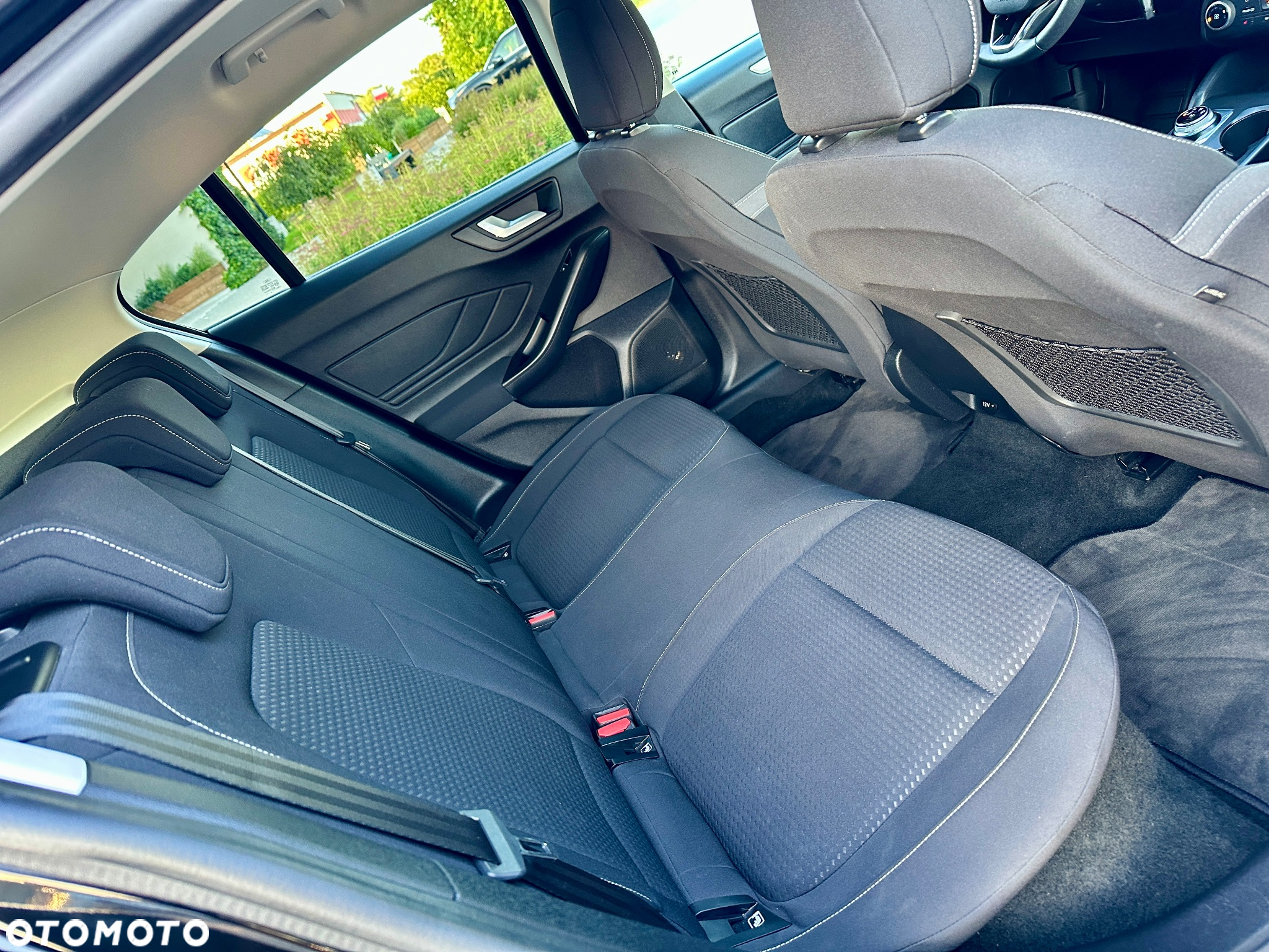 Ford Focus 1.0 EcoBoost Active Business - 24