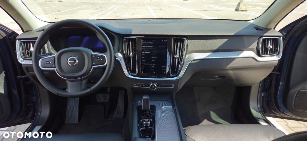 Volvo V60 B4 D Plus Dark - 19