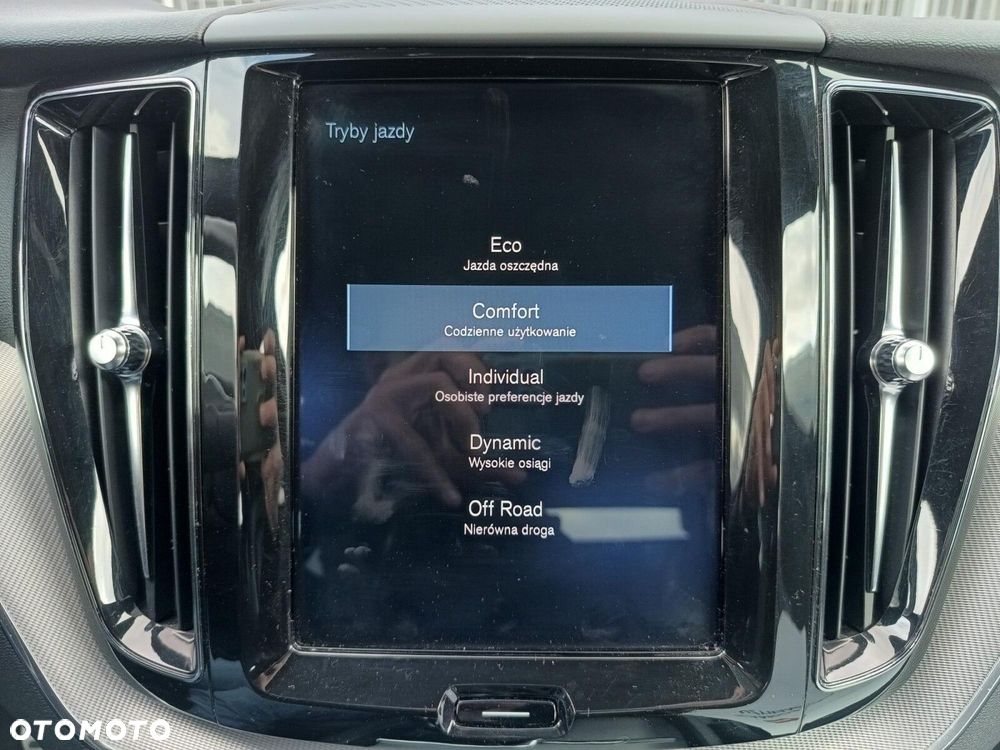 Volvo XC 60 D4 SCR R-Design - 28