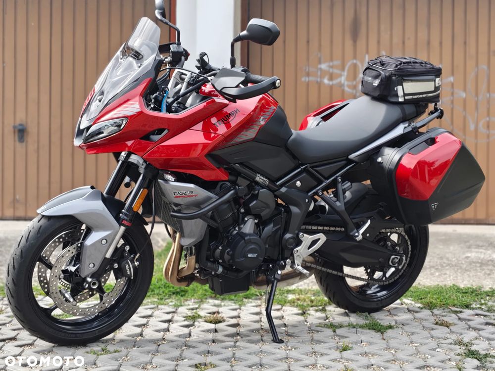 Triumph Tiger - 1