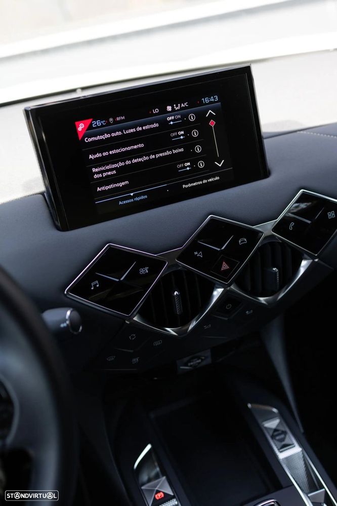 DS DS3 Crossback E-Tense Performance Line - 32