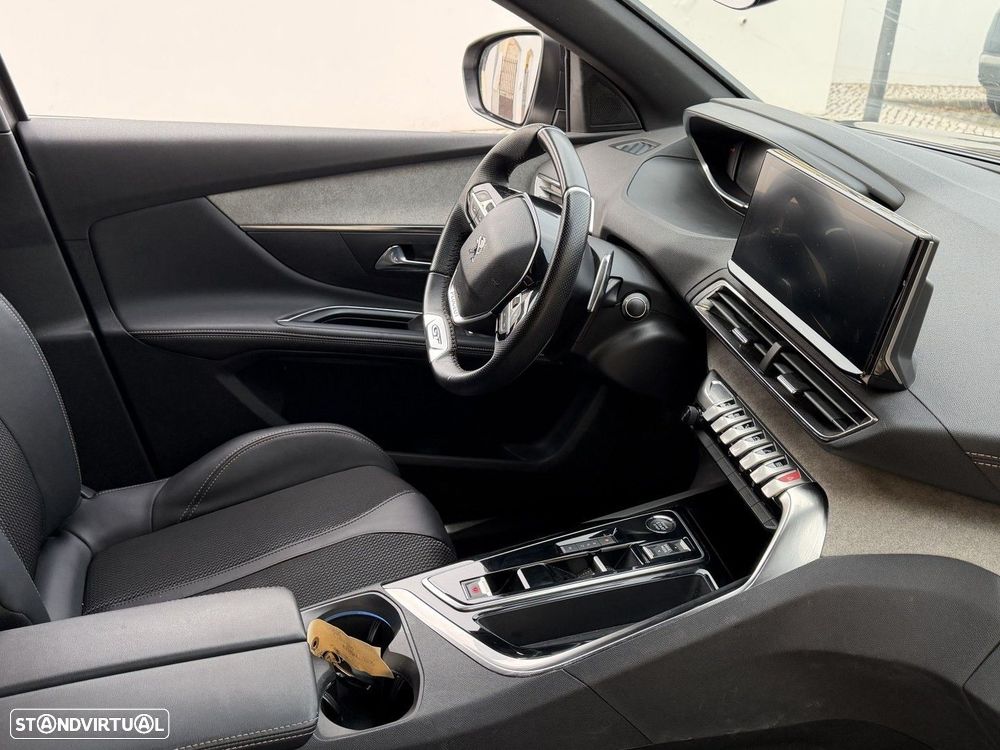 Peugeot 5008 1.2 Hybrid GT e-DCS6 - 17