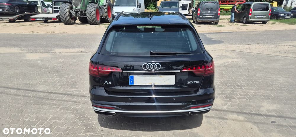 Audi A4 Avant 30 TDI mHEV S tronic - 12