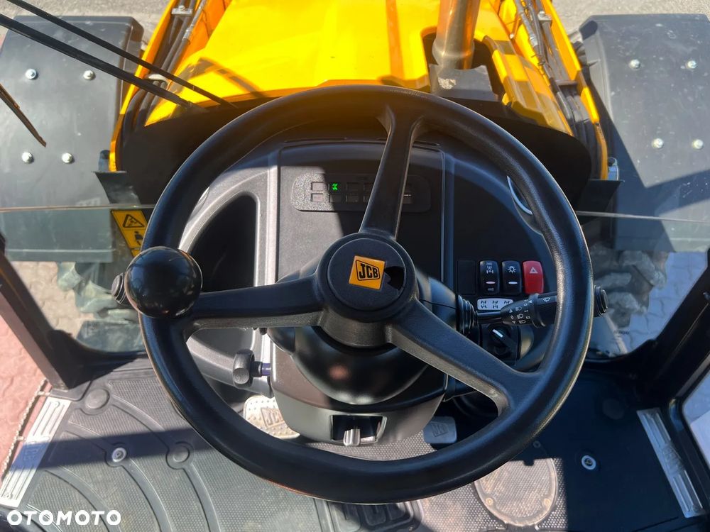JCB 4CX - 20