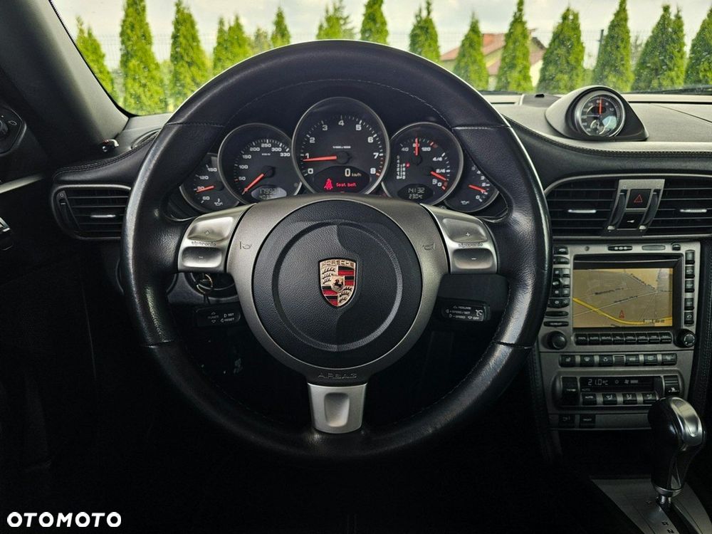 Porsche 911 - 17