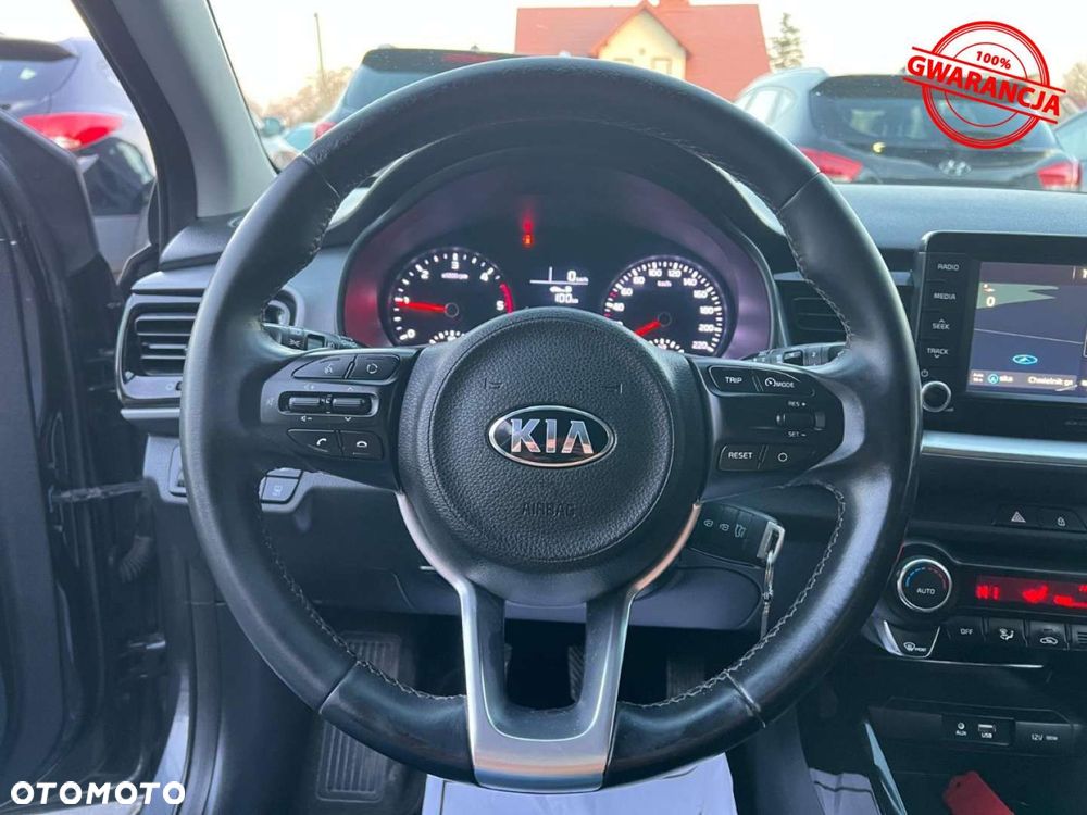 Kia Stonic - 27