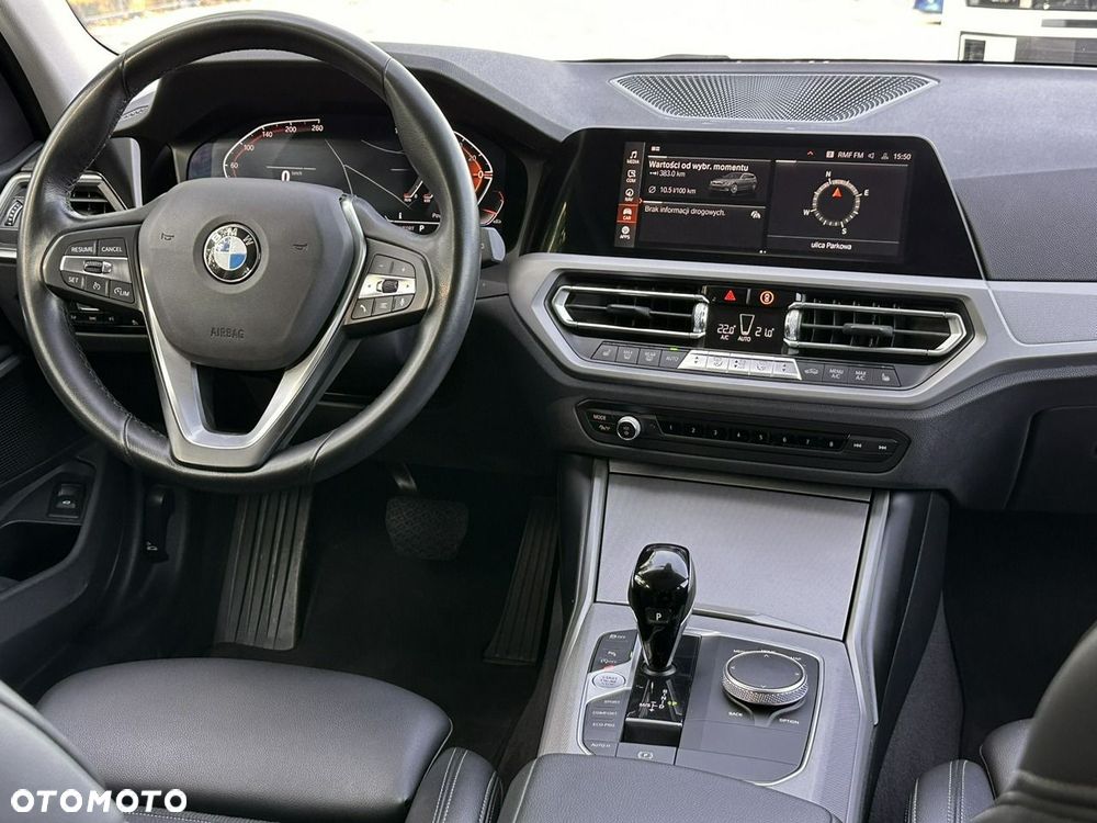BMW Seria 3 318i Sport Line - 22