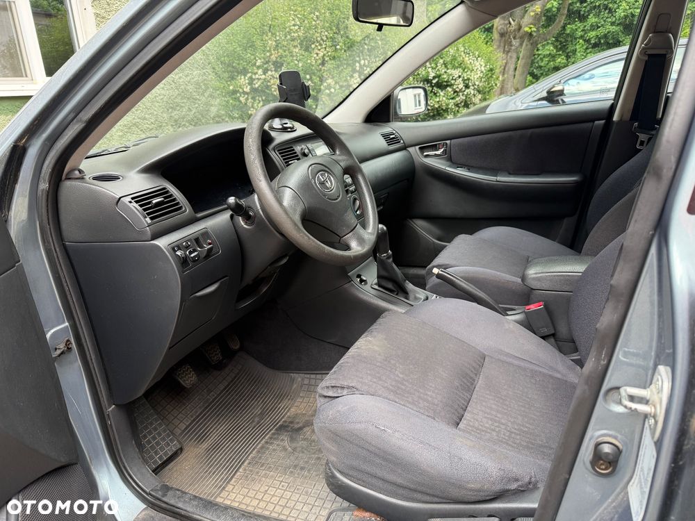 Toyota Corolla 1.4 VVT-i Terra - 8