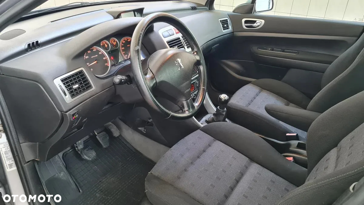 Peugeot 307 SW 135 Premium - 8
