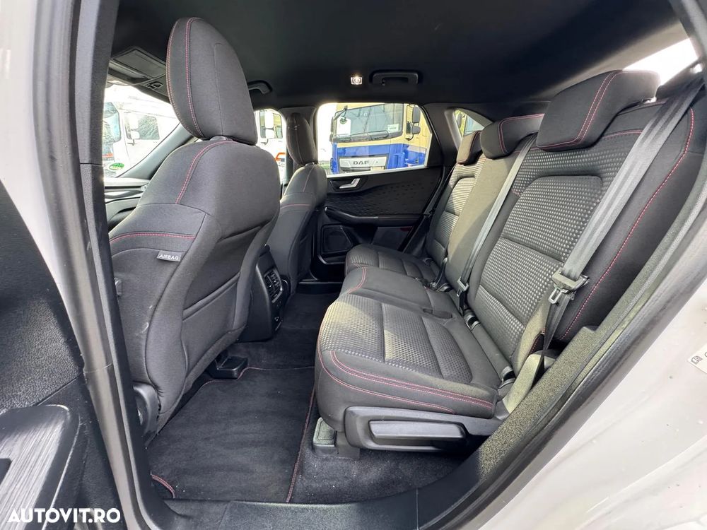 Ford Kuga 2.5 Duratec PHEV ST-LINE - 16