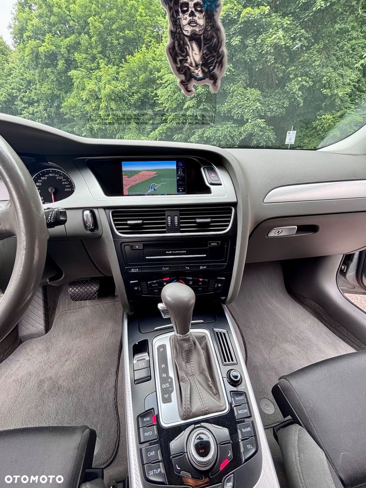 Audi A4 Avant 2.0 TDI Multitronic - 13