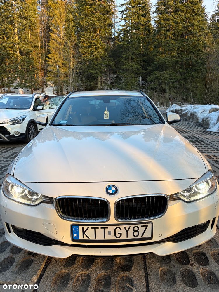 BMW Seria 3 320d - 13