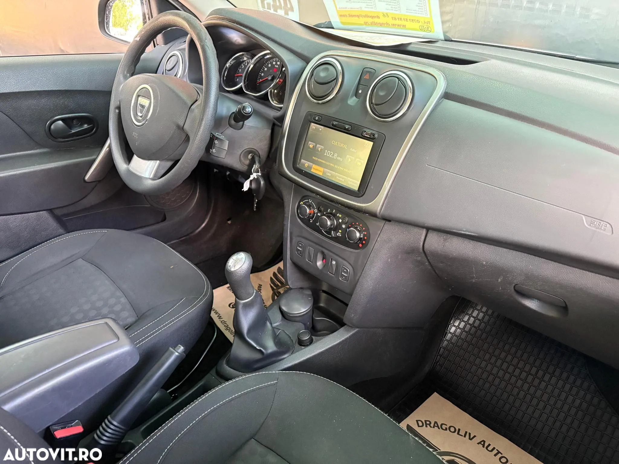 Dacia Logan MCV 0.9 Laureate - 7