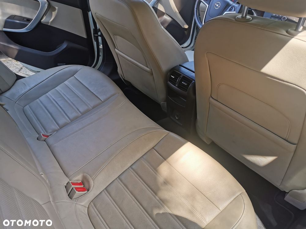 Opel Insignia 2.0 Bi Turbo CDTI 4x4 - 15
