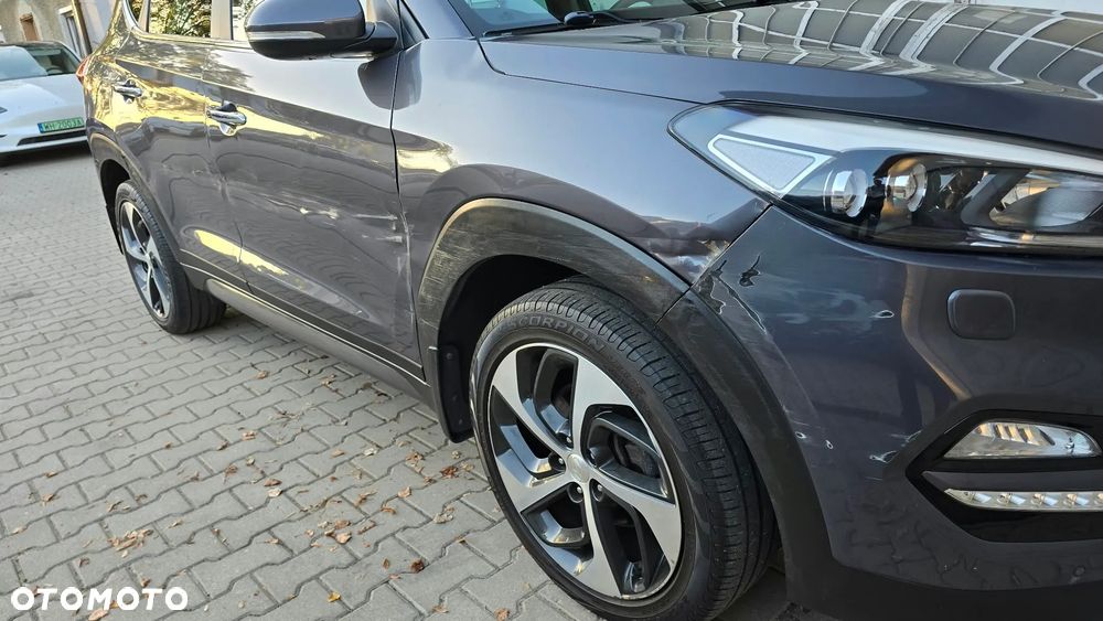 Hyundai Tucson 2.0 CRDI Comfort 4WD - 29