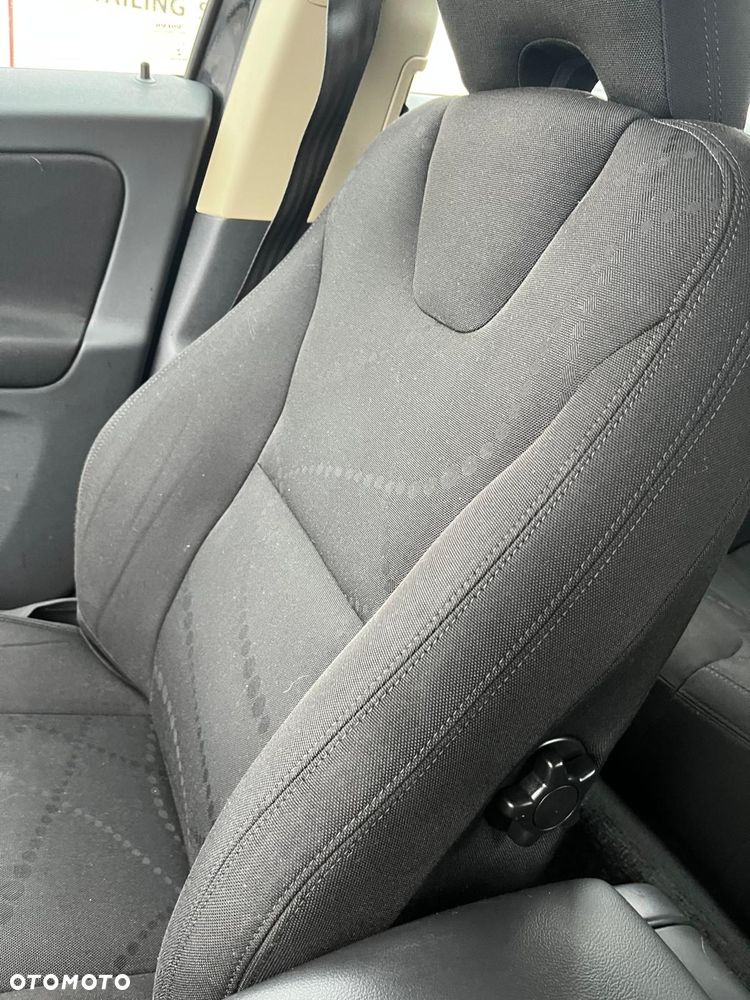 Volvo XC 60 2.4D AWD - 8