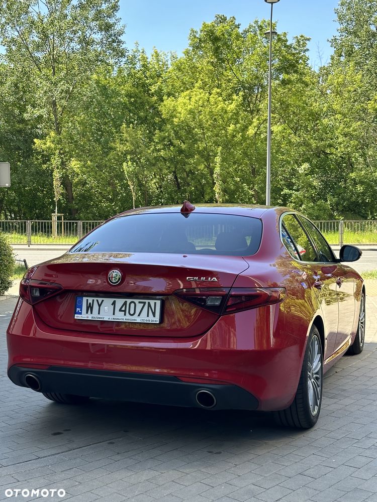 Alfa Romeo Giulia 2.0 Turbo Business - 11