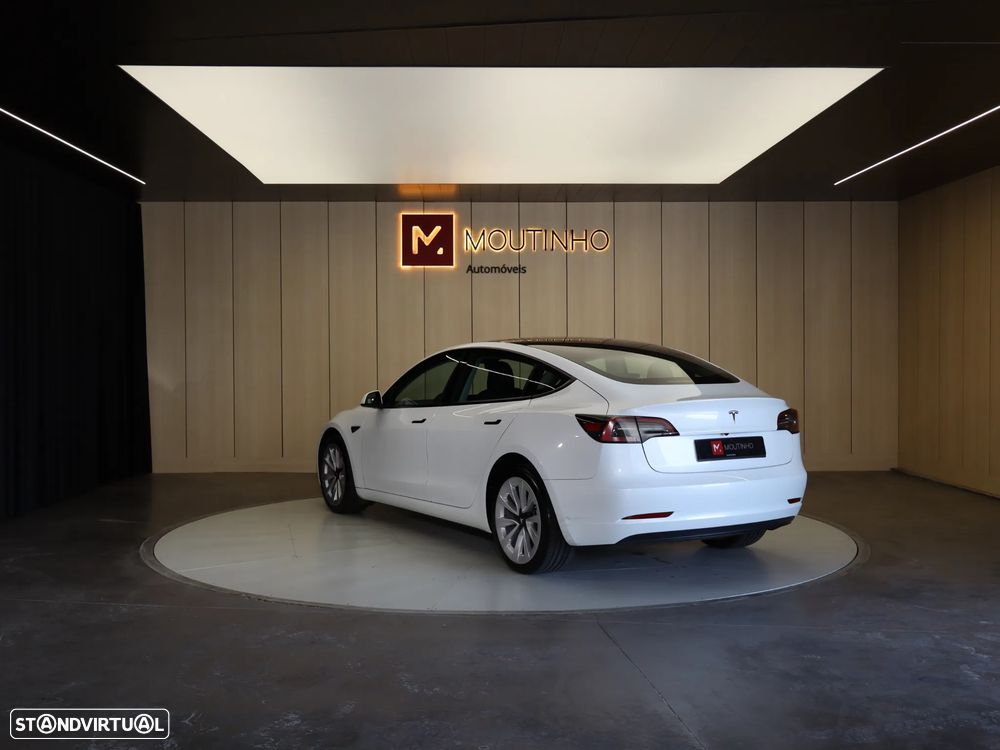 Tesla Model 3 Standard Range Plus RWD - 4