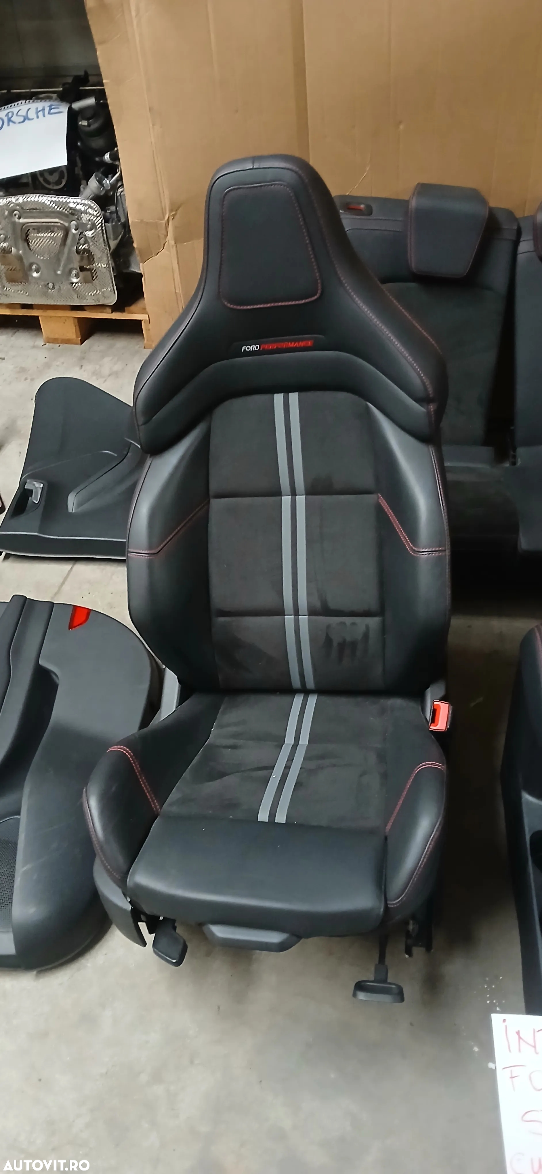 Interior de piele complet ST-LINE Ford Puma  2023 - 10