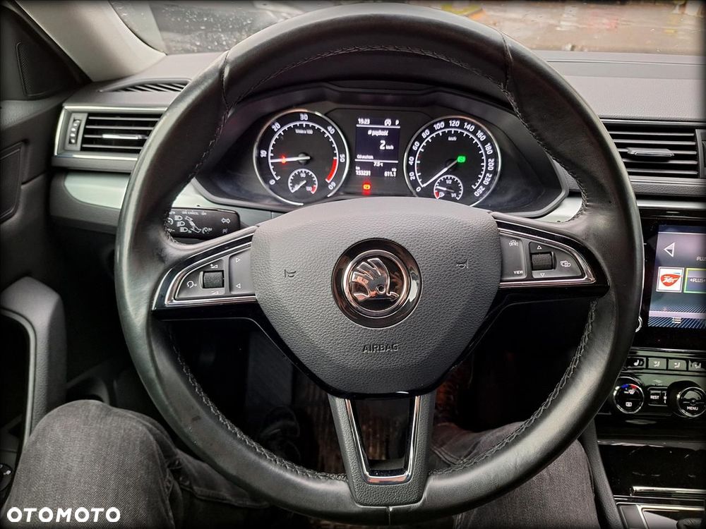 Skoda Superb 2.0 TDI Style DSG - 15