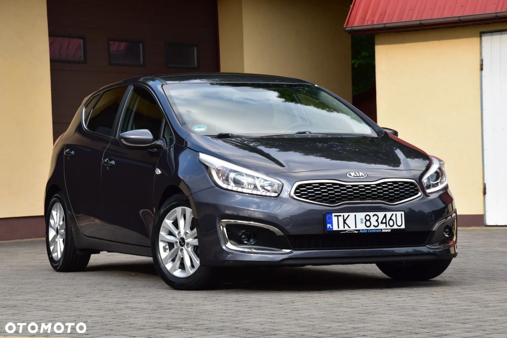 Kia Ceed 1.4 CVVT Dream-Team Edition - 5