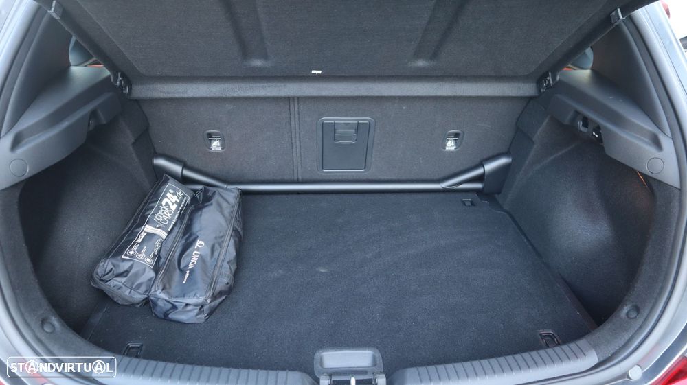 Hyundai i30 N 2.0 T-GDi Performance Pack - 36