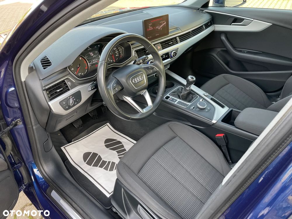 Audi A4 Avant 1.4 TFSI Design - 33