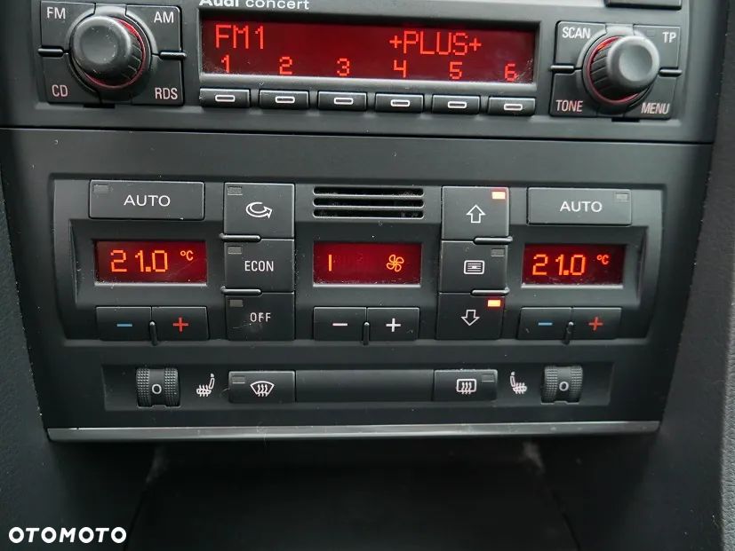 Audi A4 Limousine - 14