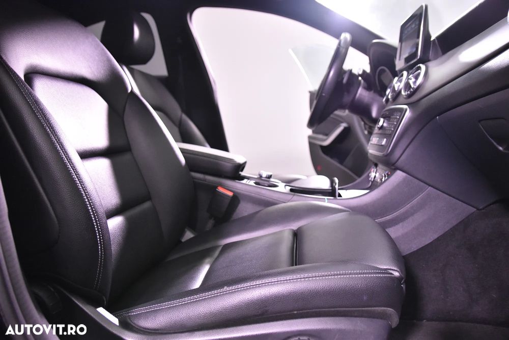Mercedes-Benz CLA 200 d 7G-DCT - 12