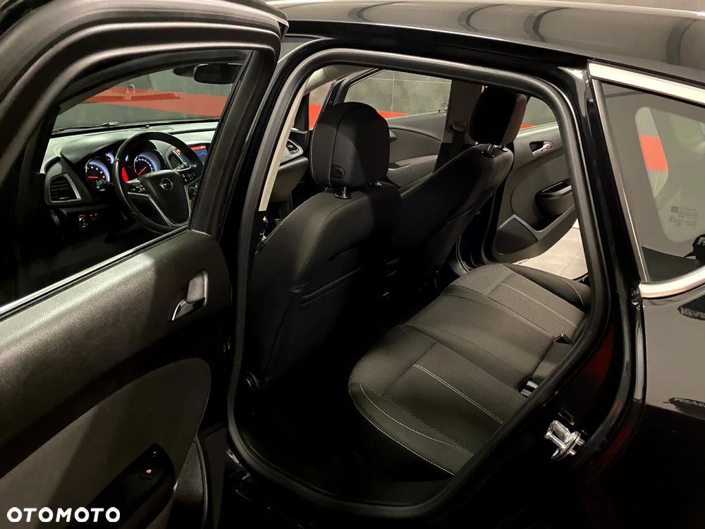 Opel Astra 1.4 T Cosmo S&S - 18