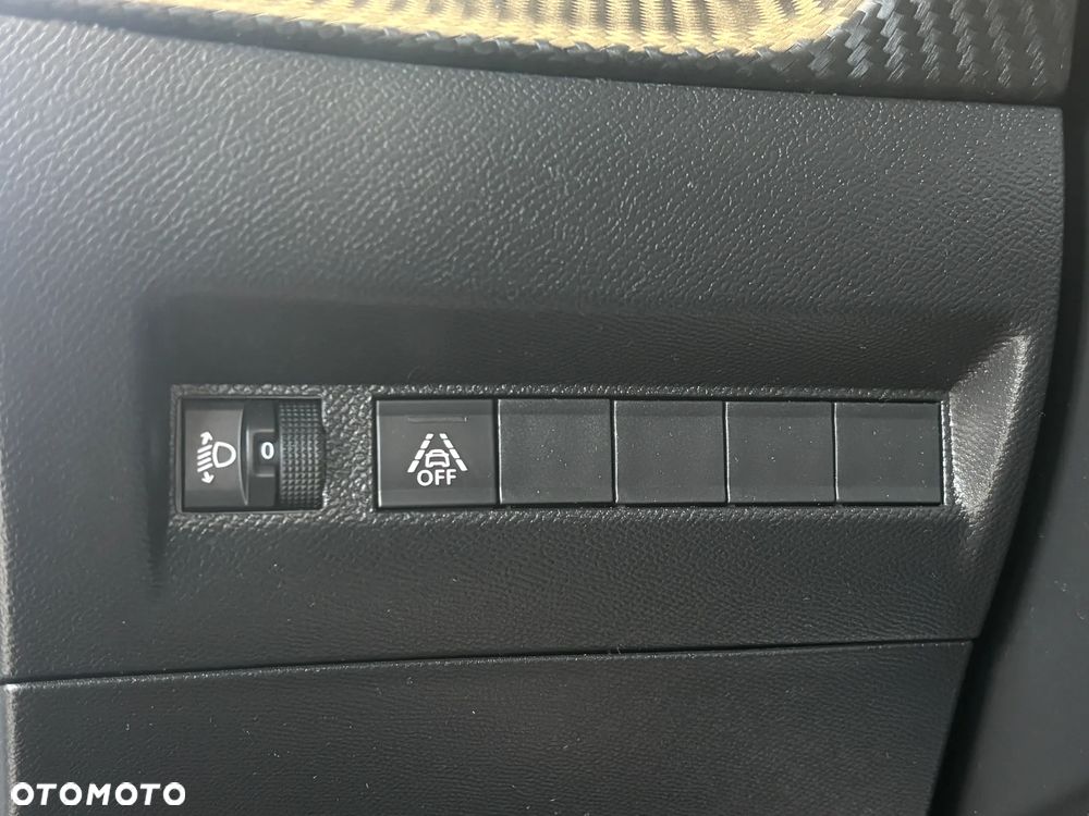 Peugeot 208 PureTech 75 Active Pack - 12