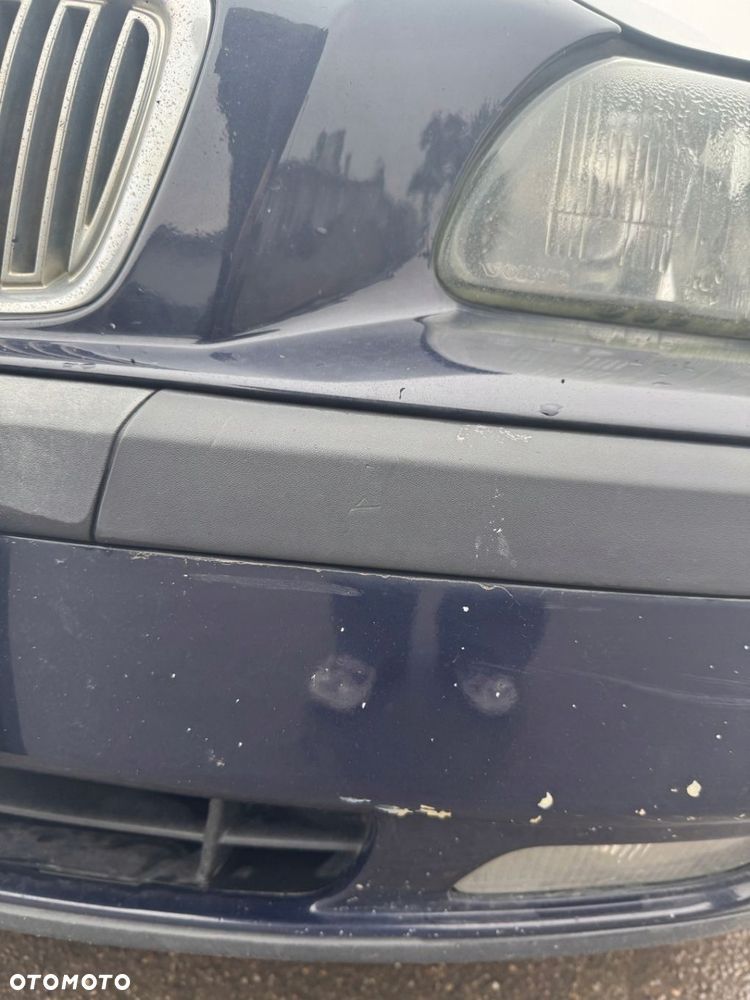 VOLVO V70 II ZDERZAK PRZEDNI PRZÓD 613 KOMBI - 11