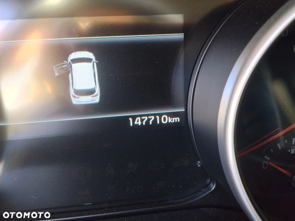 Kia Ceed - 8