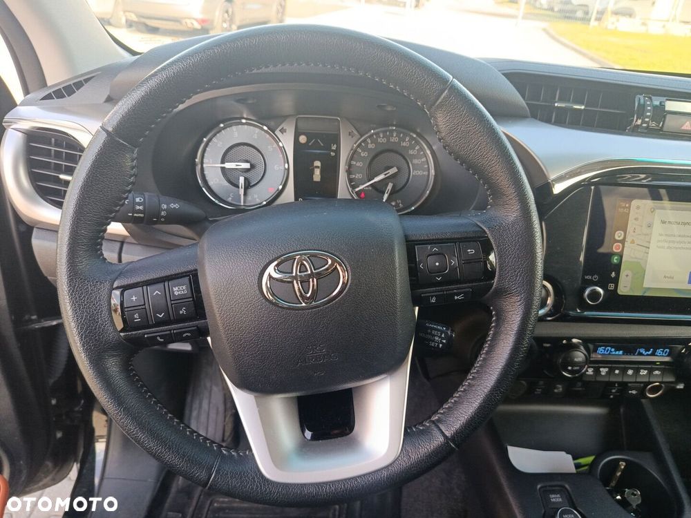 Toyota Hilux - 16