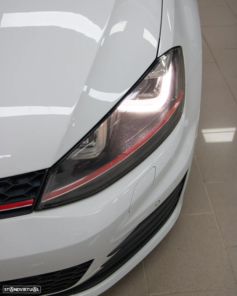 VW Golf 2.0 TSi GTi DSG Performance - 3